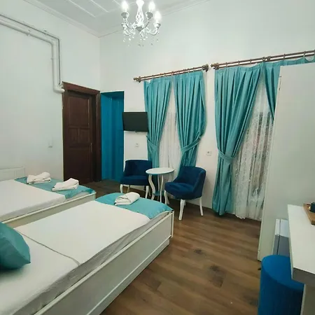 Mavi Hotel Adalar