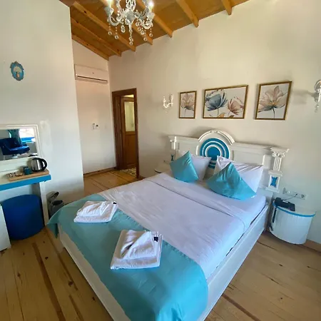 Mavi Hotel
