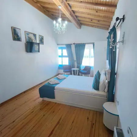Mavi Hotel
