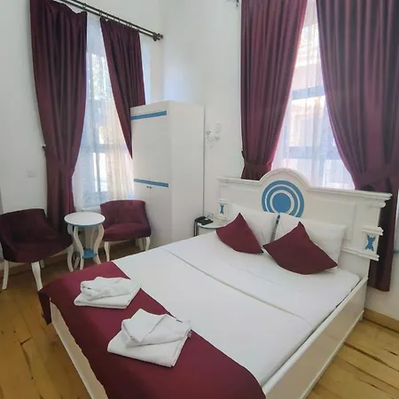 Mavi Hotel Adalar