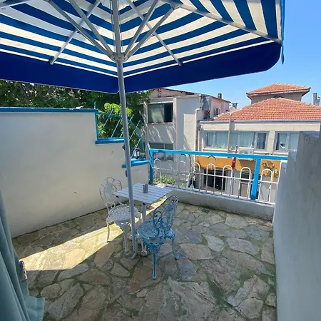 Mavi Hotel Adalar