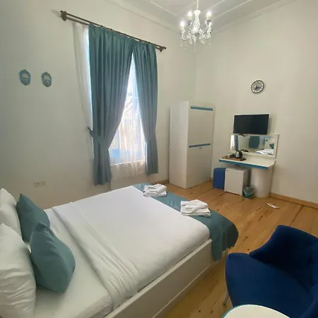 Mavi Hotel *