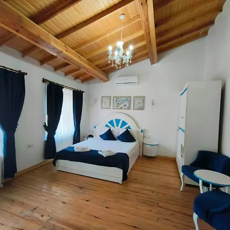 Mavi Hotel Adalar