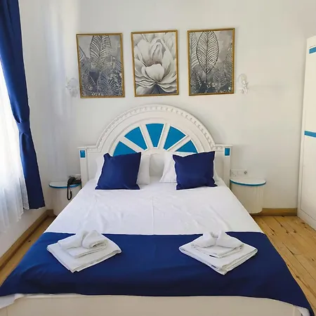 Mavi Hotel
